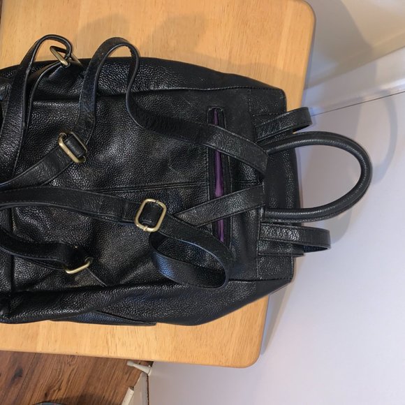 black leather backpack - Picture 2 of 9